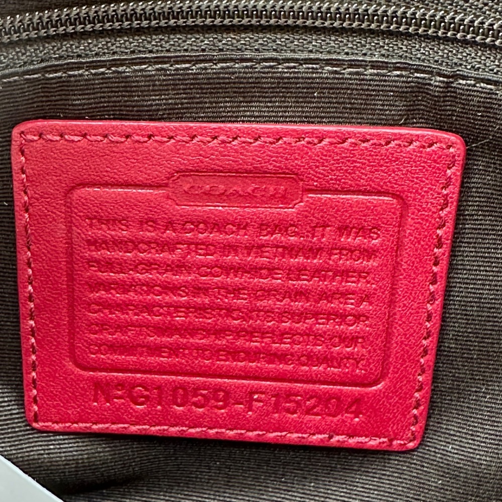 Coach Soho Pleated Flap Shoulder Bag Red Leather Buckle Y2K Vintage F15204 - Picture 9 of 13